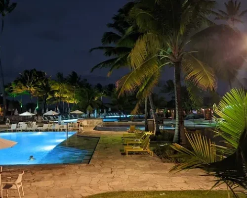 AC9h4noF-6EZdrzES6tcrv_81SQyXqEH